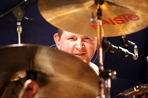 Detschi in seiner Schiebude